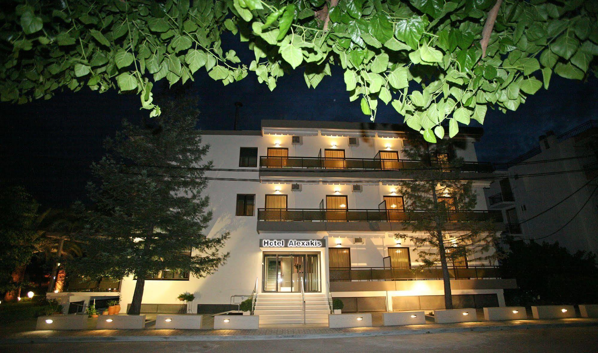 Alexakis Hotel & Spa 로우트라 이파티스 외부 사진